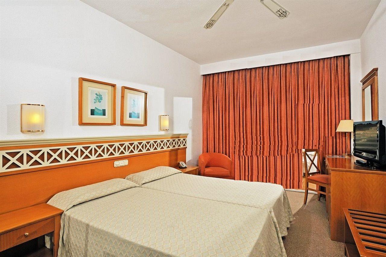 Globales Santa Ponsa Park Hotel Екстериор снимка