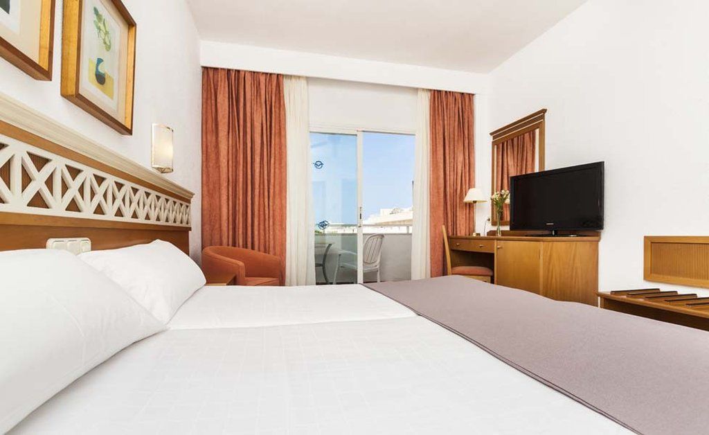 Globales Santa Ponsa Park Hotel Екстериор снимка